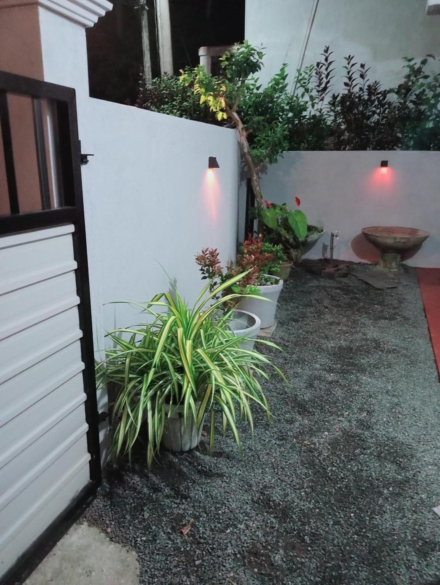 Great Yeheni Villa Хикадува Екстериор снимка