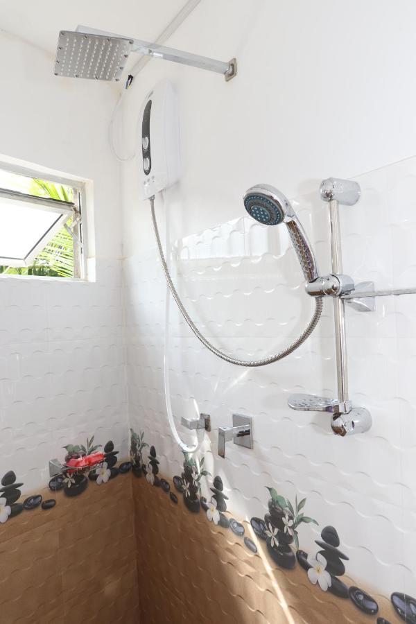 Great Yeheni Villa Хикадува Екстериор снимка